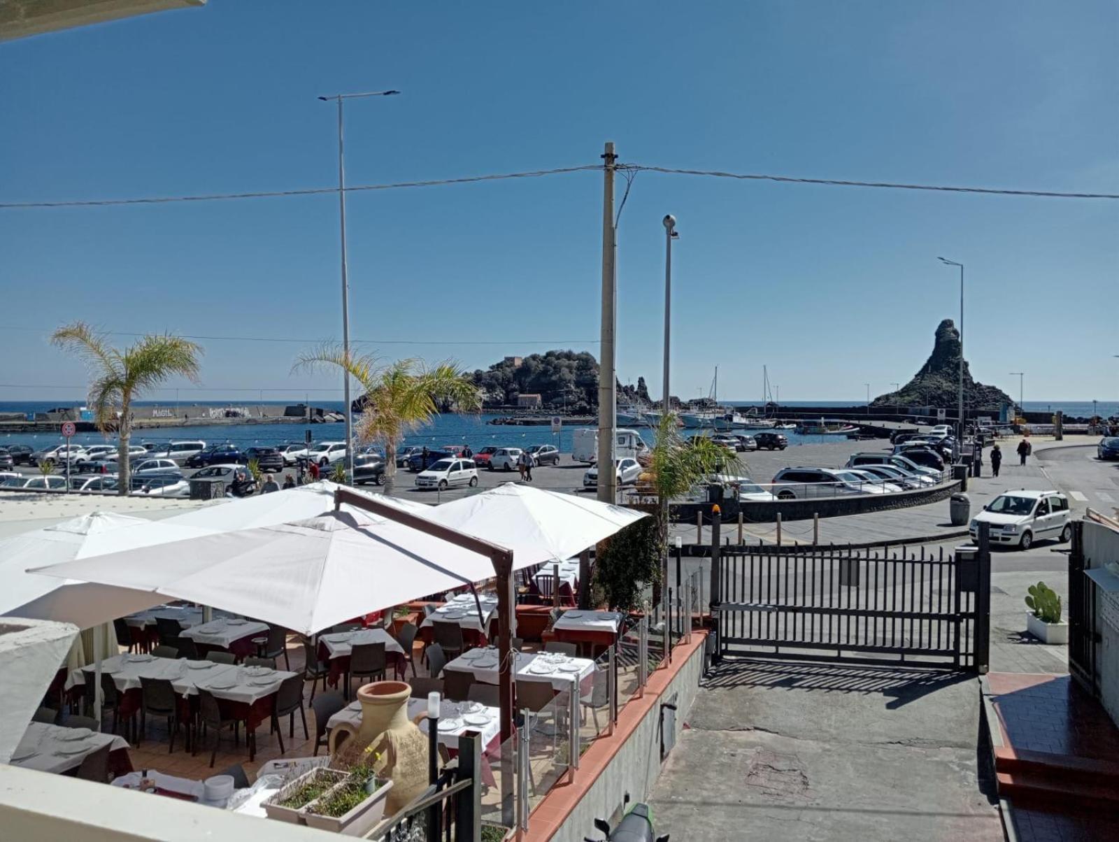 Apartmán Terrazza Faraglioni Aci Trezza Exteriér fotografie